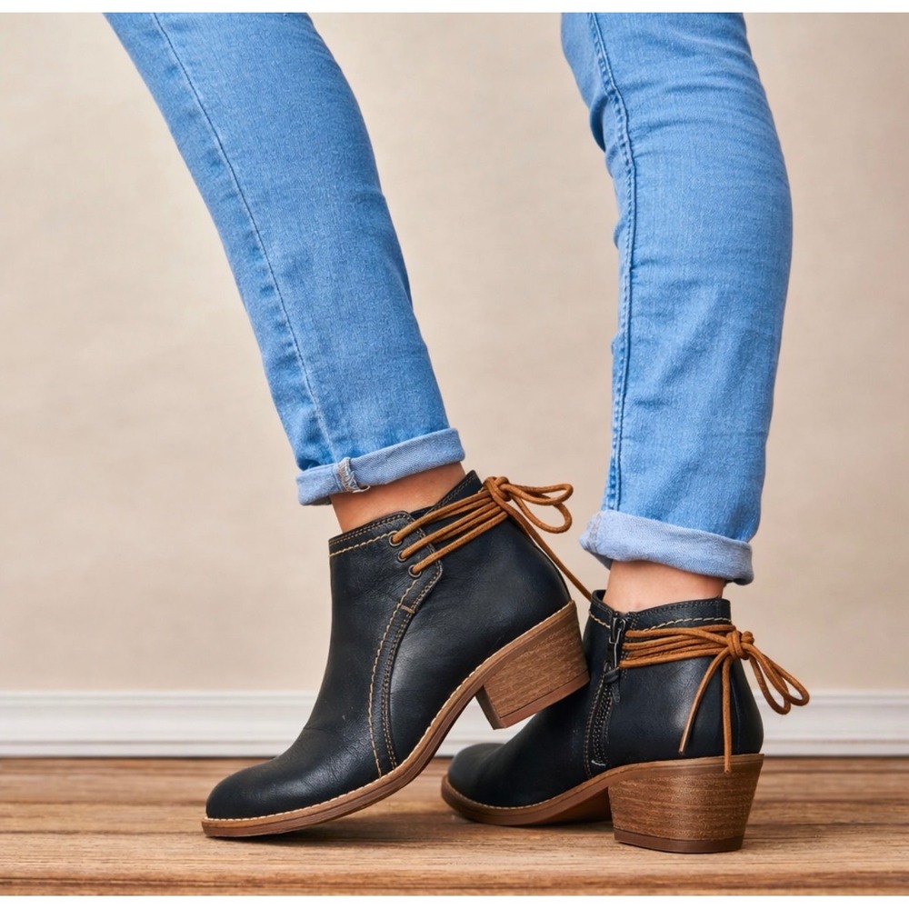 Sofft 11 Womens Aleah Oiled Leather Lace Up Stacked Heel Boots Casual Going Out